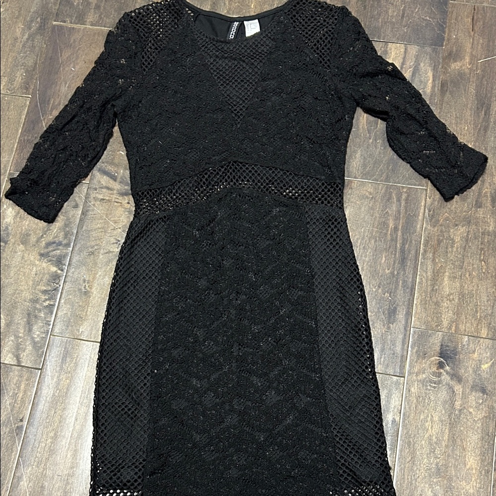 Divided Black Lace Long Sleeve Sheath Dress with Mesh Insets
